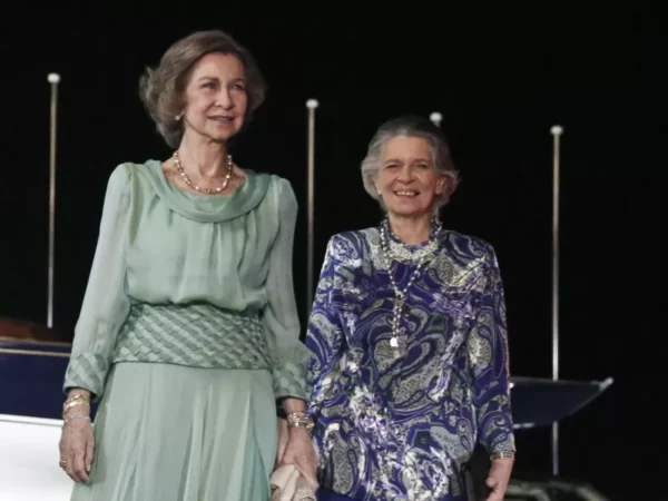 ap sofia eirini irene neo.jpg