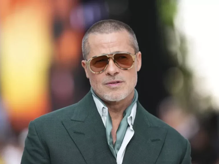 bradpitt ap.jpg