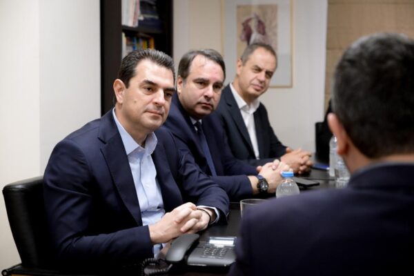 c18fe8f3 bc93 4e29 b894 c20a2d5c8929