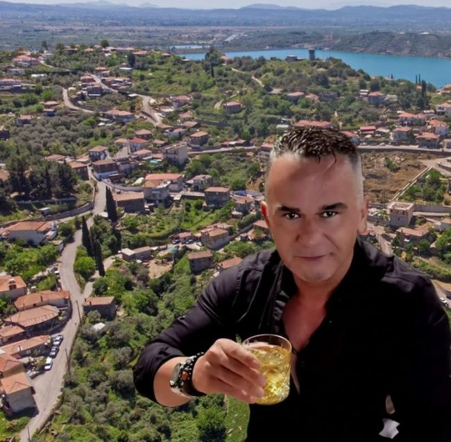 d74ebf45823d912dd6ad531b21b24a9b l