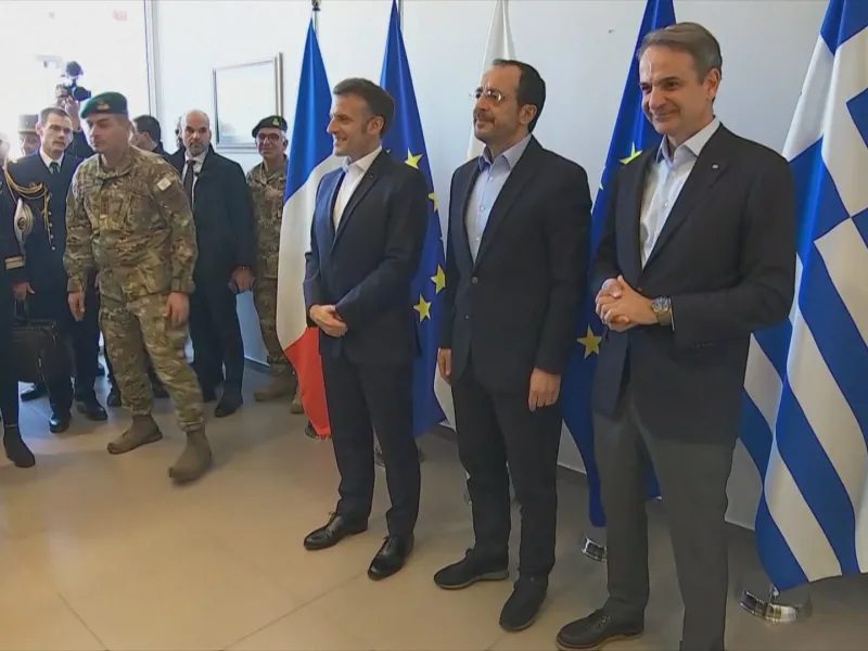 mitsotakis macron xristodoulidis.jpeg