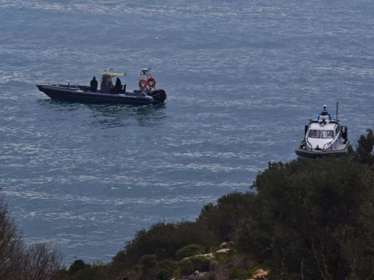 vouliagmeni.jpg