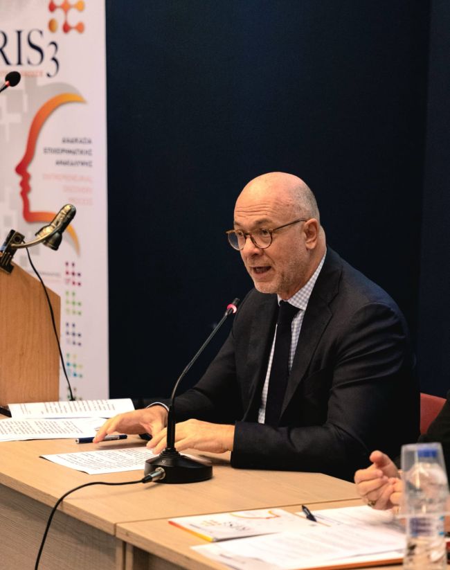 Τ. ΠΑΠΑΔΟΠΟΥΛΟΣ