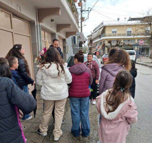 dimotiko kalyvia kalanta lazarou ethimo 9