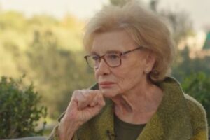 Μάρω Κοντού: Την τελευταία φορά που ερωτεύτηκα ήμουν 67