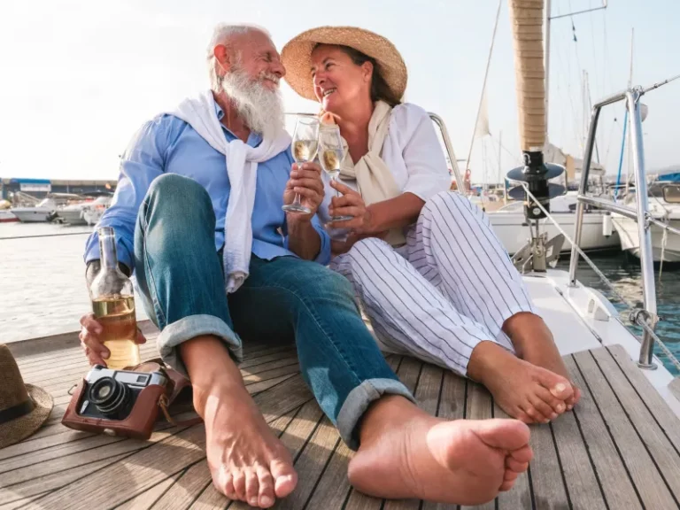 shutterstock syntaksiouxoi ilikiomenoi diakopes.jpg