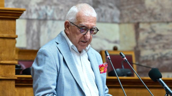 nikitas kaklamanis