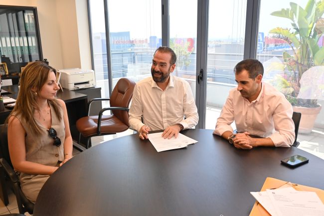 20260727 ΥΠΟΓΡΑΦΗ ΣΥΜΒΑΣΗΣ ΧΡΥΣΟΒΙΤΣΑ ΠΛΑΤΑΝΟΣ (4)