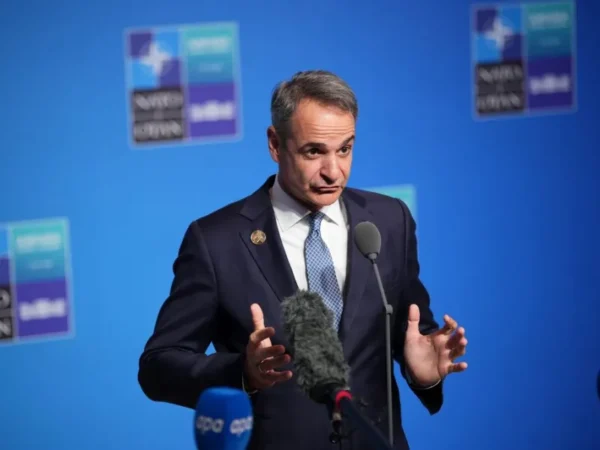 mitsotakis ap.jpg