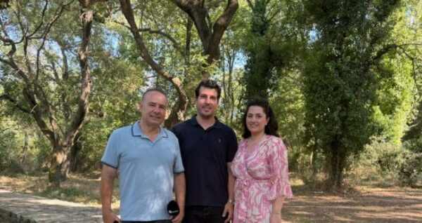 oiniades1