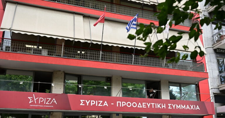 siriza grafeia koumoundourou 1200x630.jpg