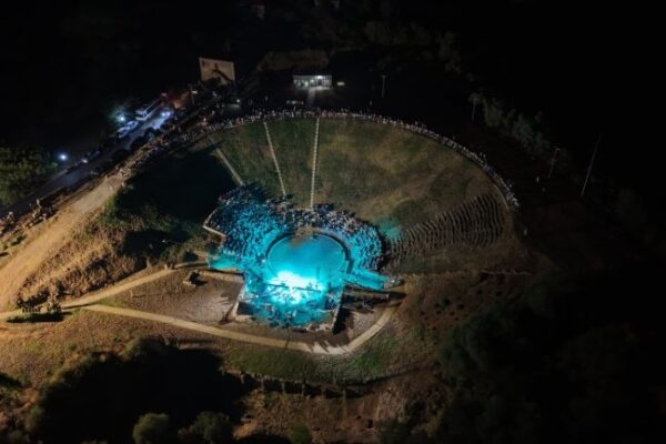 20260825 ΑΡΧΑΙΟ ΘΕΑΤΡΟ ΣΤΡΑΤΟΥ ΕΓΚΑΙΝΙΑ (2)