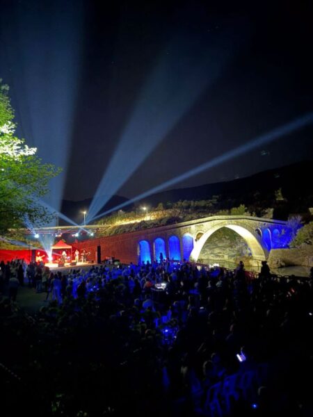 kremasta festival