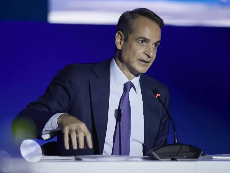 kontino mitsotakis deth papamitsos.jpg