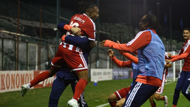 olympiacos 2 4