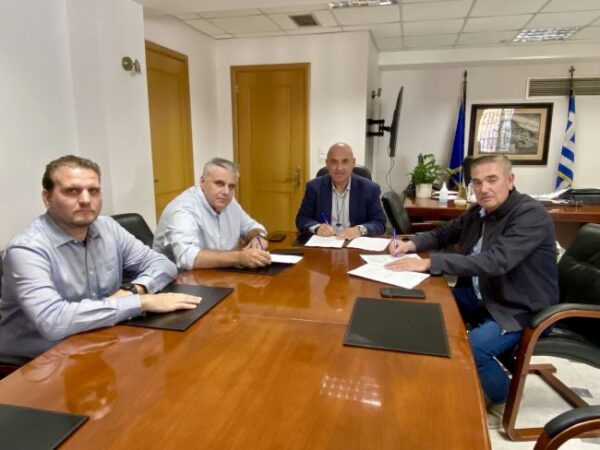 ΥΠΟΓΡΑΦΗ ΣΥΜΒΑΣΗΣ ΛΙΜΕΝΙΚΟ ΒΑΡΕΙΑΣ
